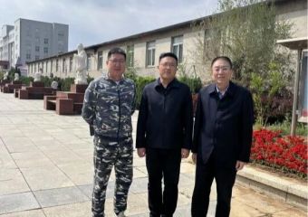 校园督导 | 大连市责任督学莅临大连市综合高级中学开展专项督导工作